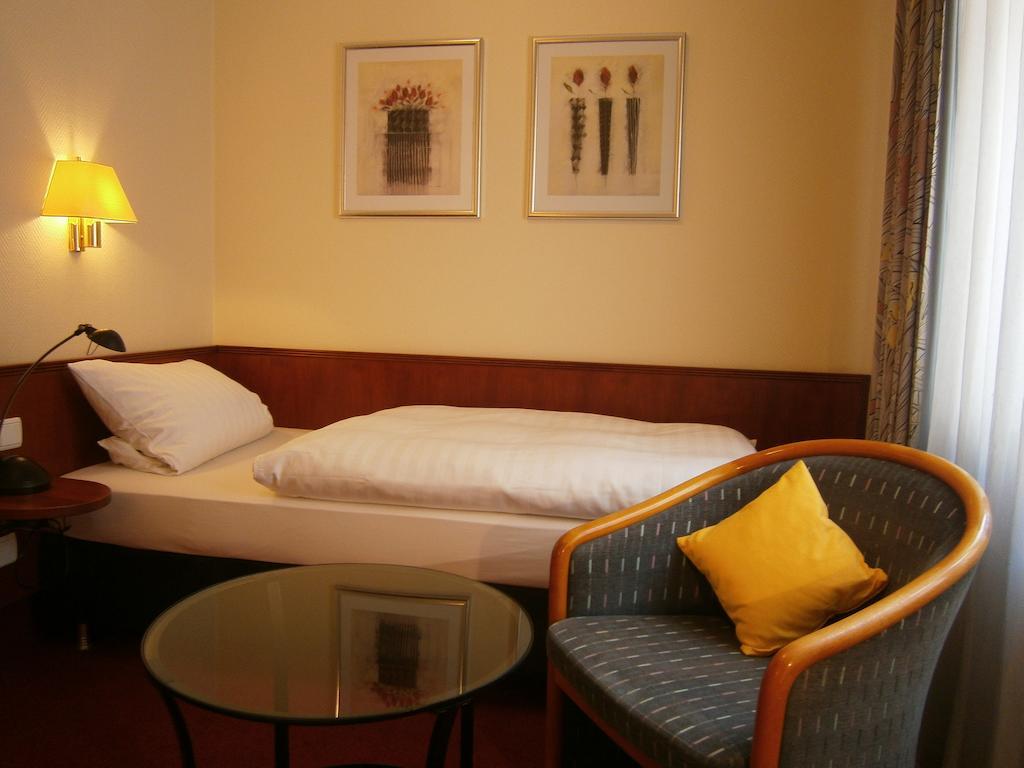 ستوهر Hotel Bremer Tor المظهر الخارجي الصورة